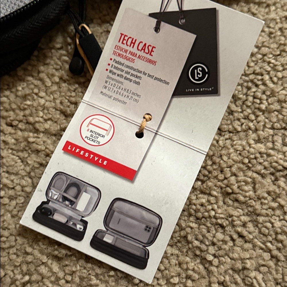 TECH CASE FOR TRAVEL - Picture 4 of 4